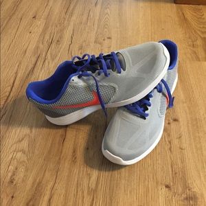 Brand new Nike revolution 3